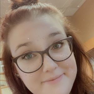 Meet your Posher, Deanna